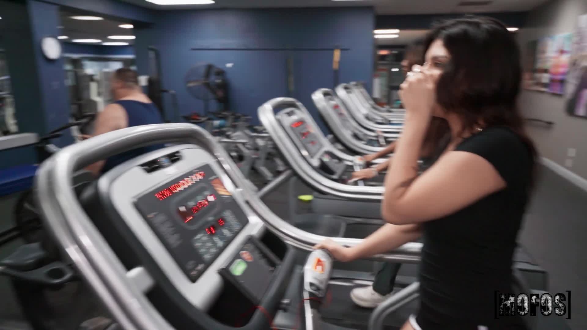 [LetsPostIt.com-2023]-KelseyKane-TreadmillTail[♥♥♥♥♥SFD]