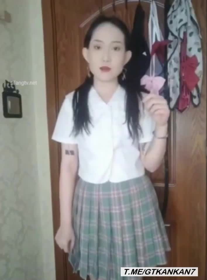 西安音乐学院马雨萱母狗反差婊子精选短视频点此查看更多
