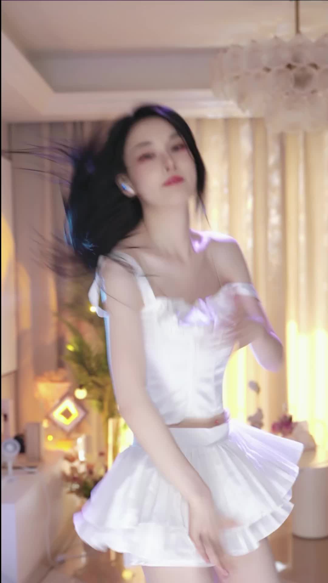 进群请点：点此查看更多