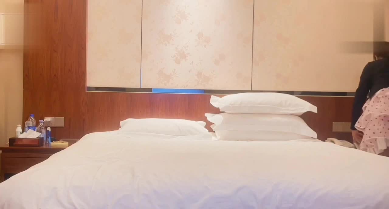 【#萝莉原创探花】纹身纯欲小姐姐的性欲高潮#探花系列点此查看更多