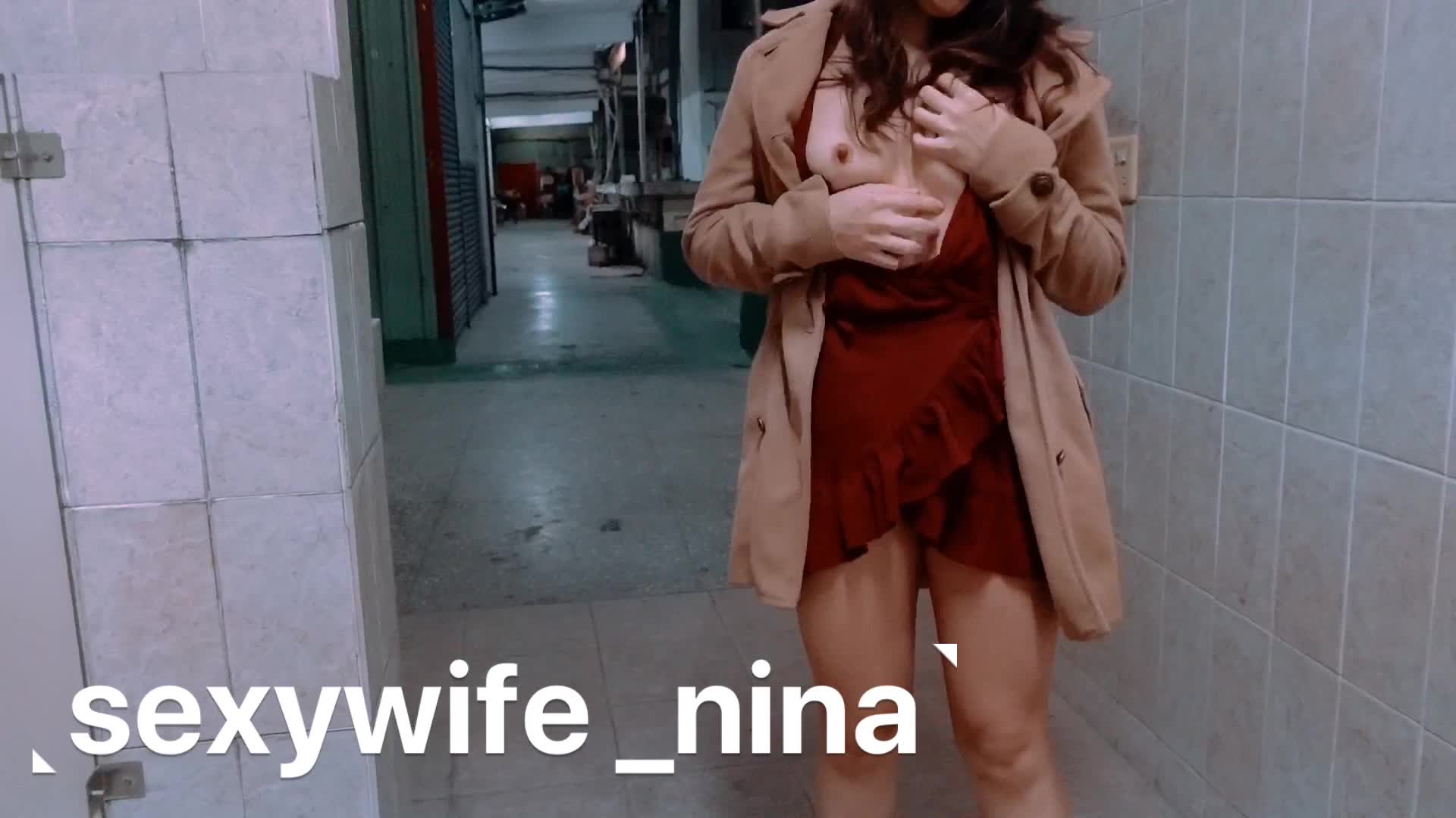 #Sexywife #母狗 #露出台湾淫妻母狗露出私拍福利合集