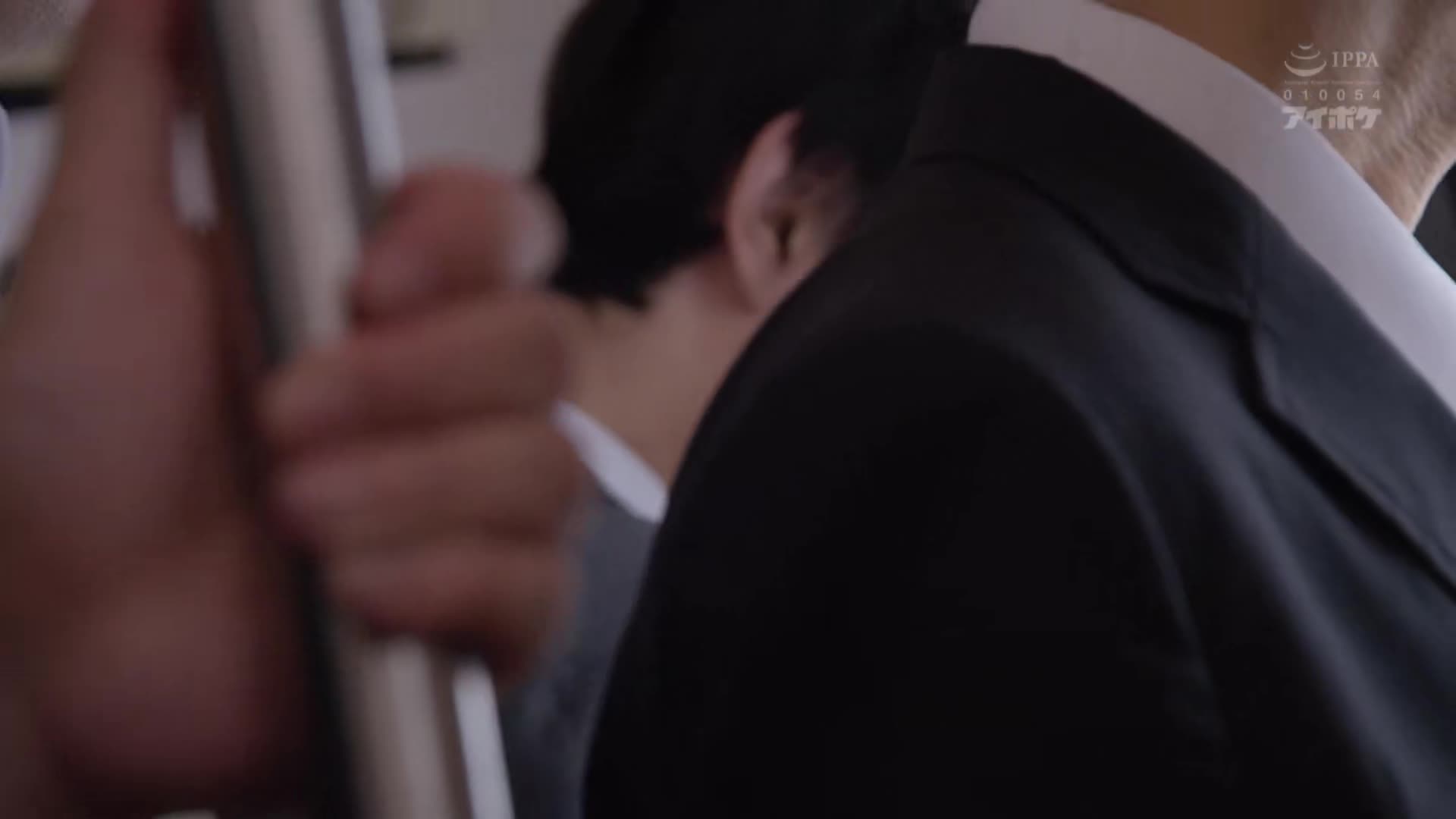IPX-182 共谋痴汉电车被凌辱的高中生岬奈奈美点此查看更多