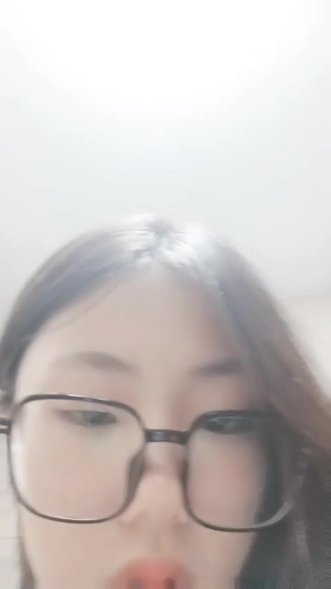 #清纯 #洋裙的女孩 汉服骚舞~学生宿舍掰穴抠逼 永久会员套餐三添加8个群40万视频新年福利点此查看更多