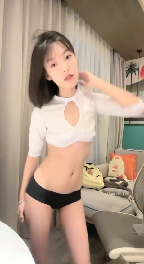 #04艺校学生 反差短发女校花下海 啪啪狂操 新增7部5小时完整福利已更新会员群点此查看更多