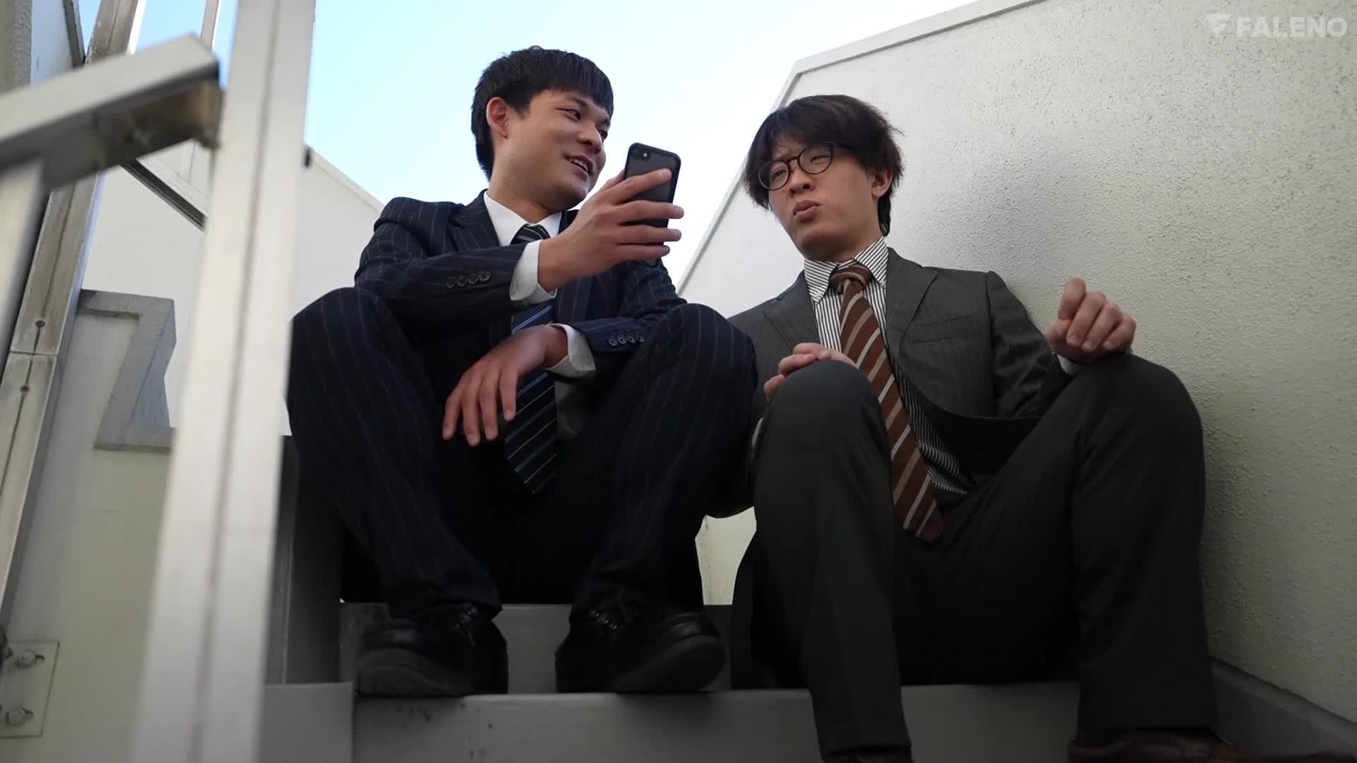 新片】FNS-040 作为封口费，财务部眼镜娘吉高宁用自己引以为傲的美臀进行了激烈的骑乘位性交