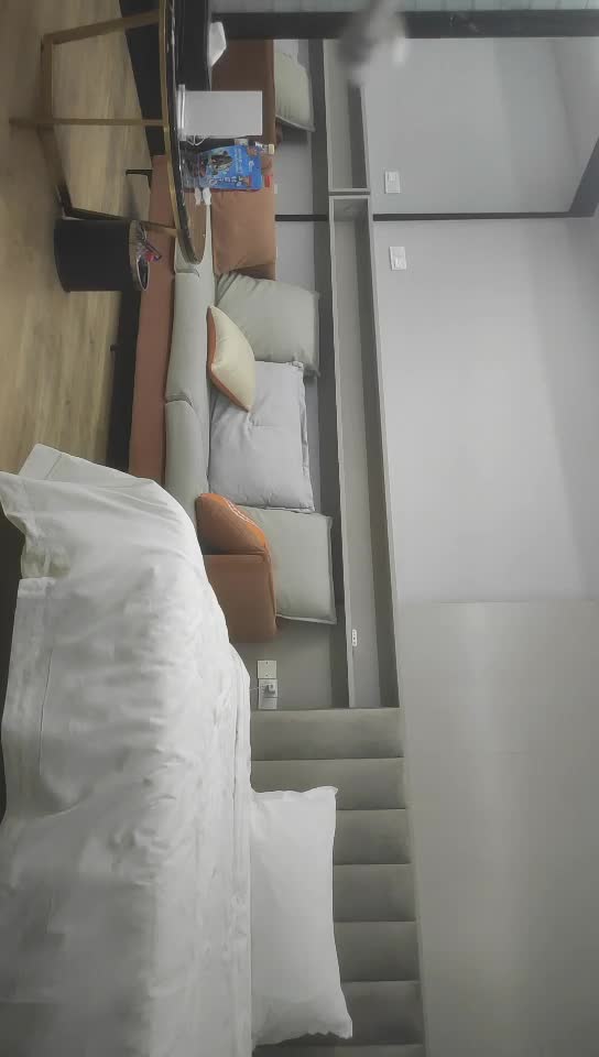 【我有一台拖拉机】，每晚精品不断，极品靓丽少妇，缺钱兼职赚外快探花偷拍专区点此查看更多