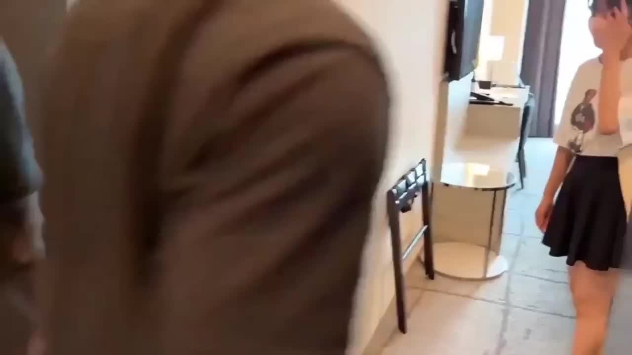 #精品福利资源 日本人妻少妇被黑人大鸡巴无套内射，绿帽老公在边上聊天引导 媚黑 白虎点此查看更多