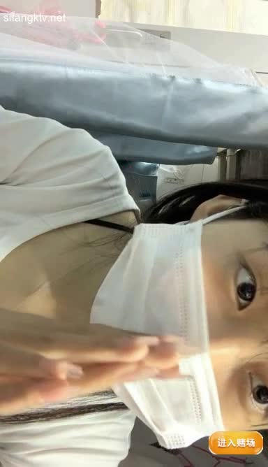 #小妲己 #20岁学生小姐姐难得开艹：宿舍闲得慌，露奶，掰穴特写，抠逼自慰；宾馆约炮激情啪啪啪