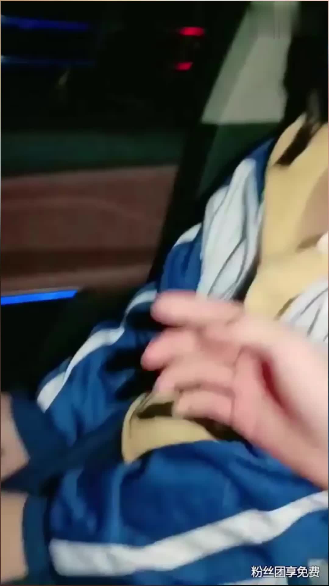 十七岁高中生网贷欠两万，除夜抵债点此查看更多