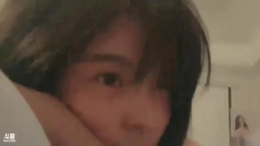 9月23号晚，斗鱼美女主播@苏恩Olivia「漏奶门」事件|||||麻豆&沈樵&国产&福利姬视频更新频道（更新速度，TG第一）：点此查看更多