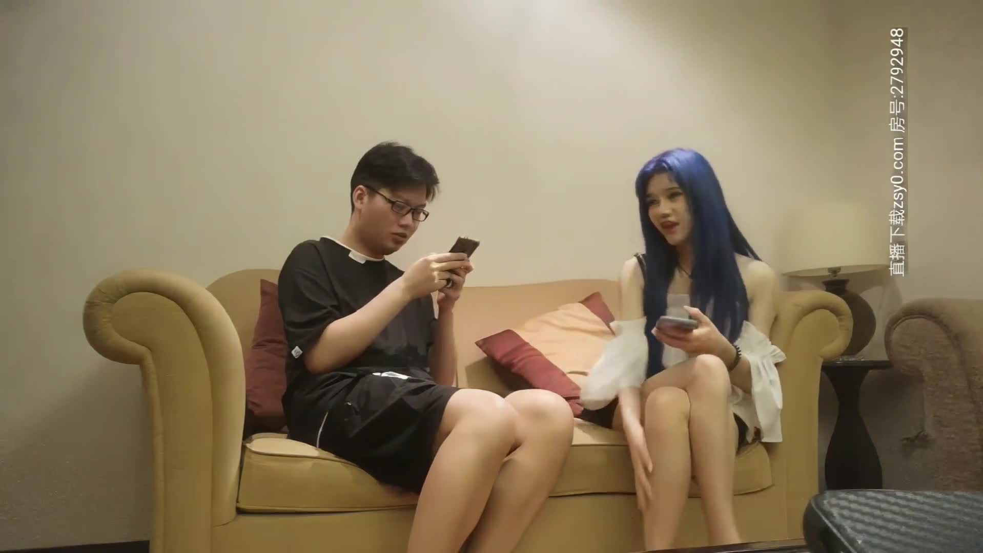 【探花精选】约了个蓝发高颜值妹子，调情互摸口交骑乘后入抽插猛操