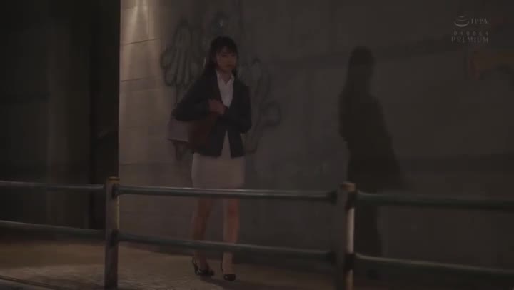 PRED-332 老師夜晚的臉 和溫柔的南老師 到早上都在做愛度過的一晚 初川南全网搜索