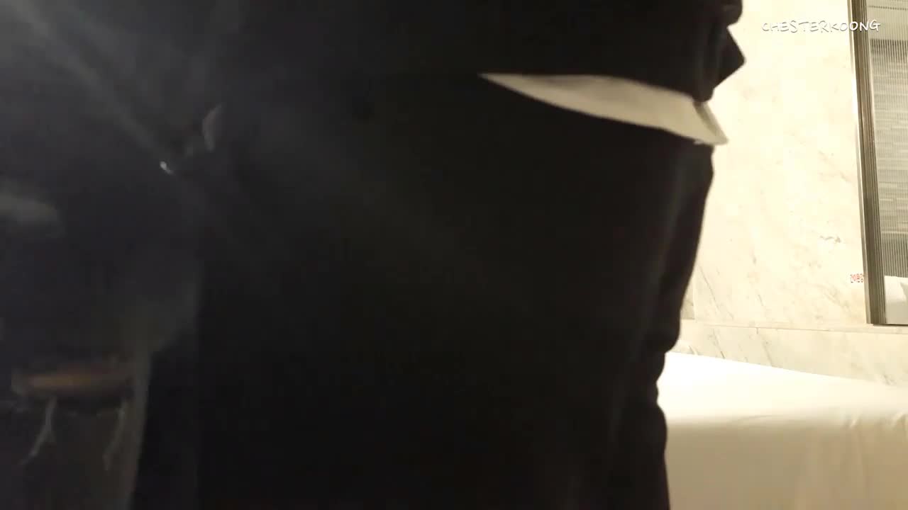 标签： #偷拍 #泄密 #约炮 #流出高端泄密最新流出火爆全网的 嫖妓偷拍达人金先生酒店约炮靓丽白领姐姐第3弹六九正面后入 #金先生