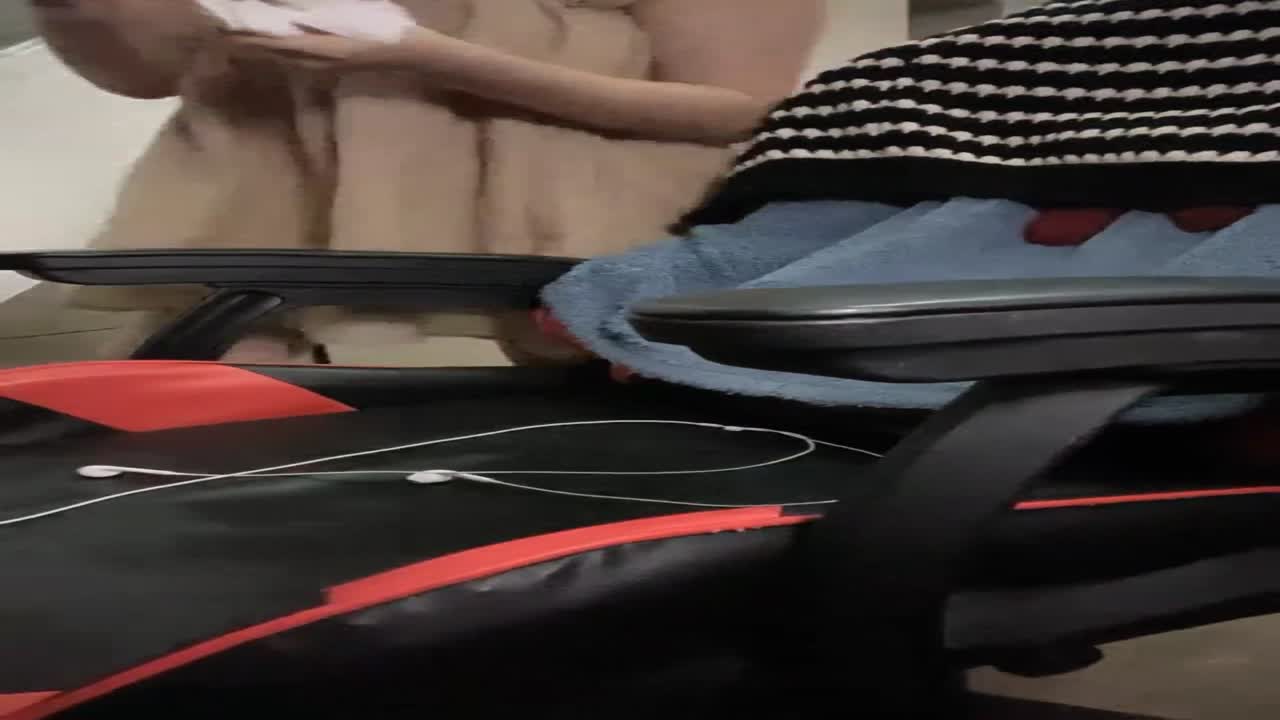 核弹！G奶学【性感荷包蛋】这奶子超级大！_1(1)