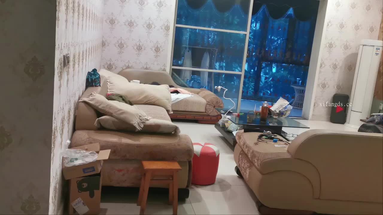 内地熟女母畜 #琳琳标签：#内地bdsm #k9 #喝尿