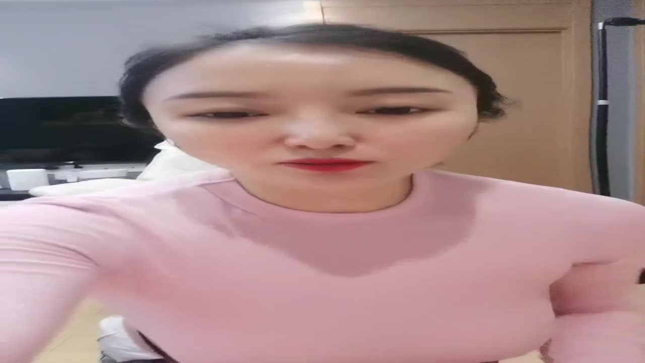 性感尤物！御姐范十足骚女！丰乳肥臀说话嗲嗲