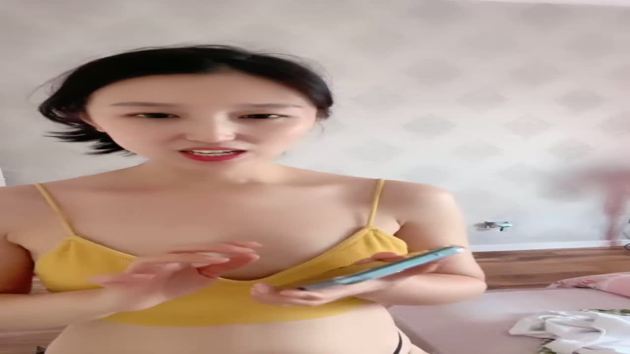 极品猫妹妹小主播下海和男友抽插