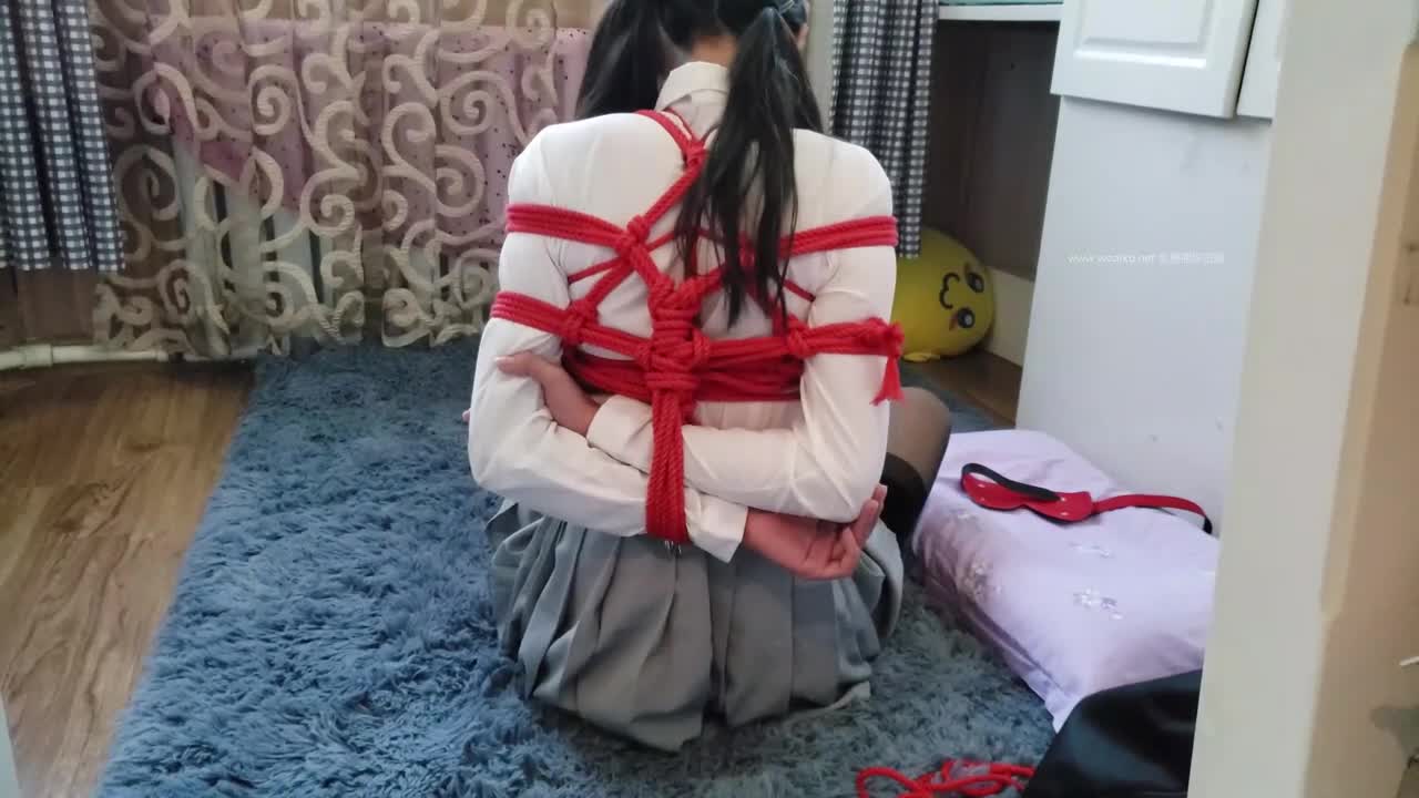 #小九与晴子 晴九日式紧缚jk吊带黑丝#捆绑 #调教 #束缚 #绳艺
