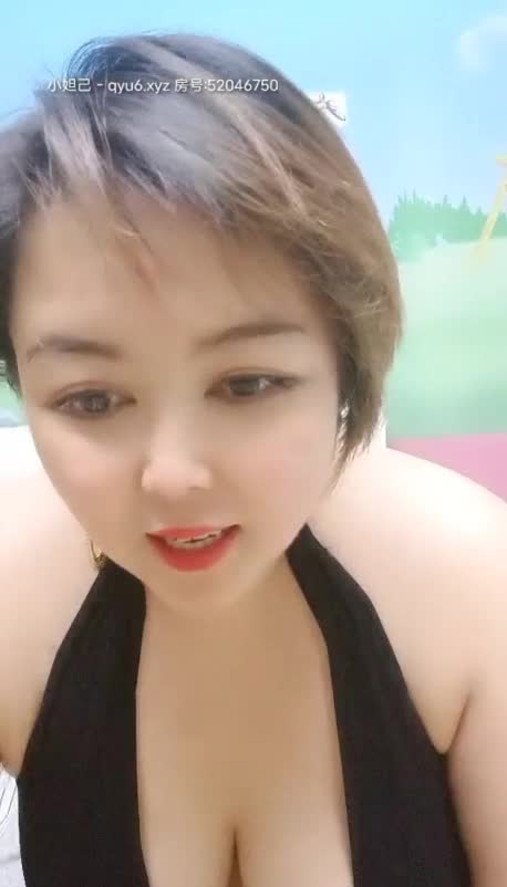 小奶猫：熙儿亚洲BBW坦克VIP群万部资源点这里万部坦克资源完整版#坦克 #巨臀 #国产坦克 #BBW #巨乳 #骚屁股 #肥臀