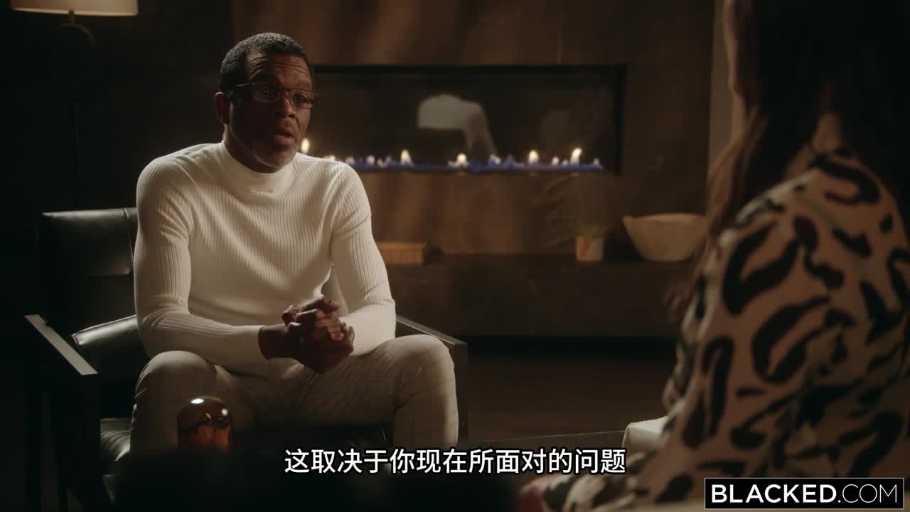 标题：Blacked【HD】特大号女王女优：Katrina Colt标签：#中文字幕 #欧美 #巨屌 #翘臀