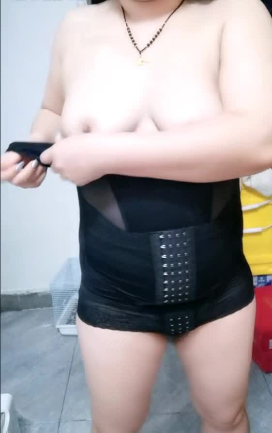 熟女：猫猫姐亚洲BBW坦克VIP群福利放漏资源#坦克 #巨臀 #国产坦克 #BBW #巨乳 #丝袜   #老熟女 #阿姨