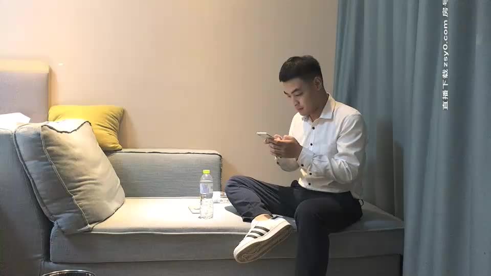 男爵精品10 风骚欲女 颜值不高 服务特好 激情热吻 舍舔一流 肾上腺素飙升