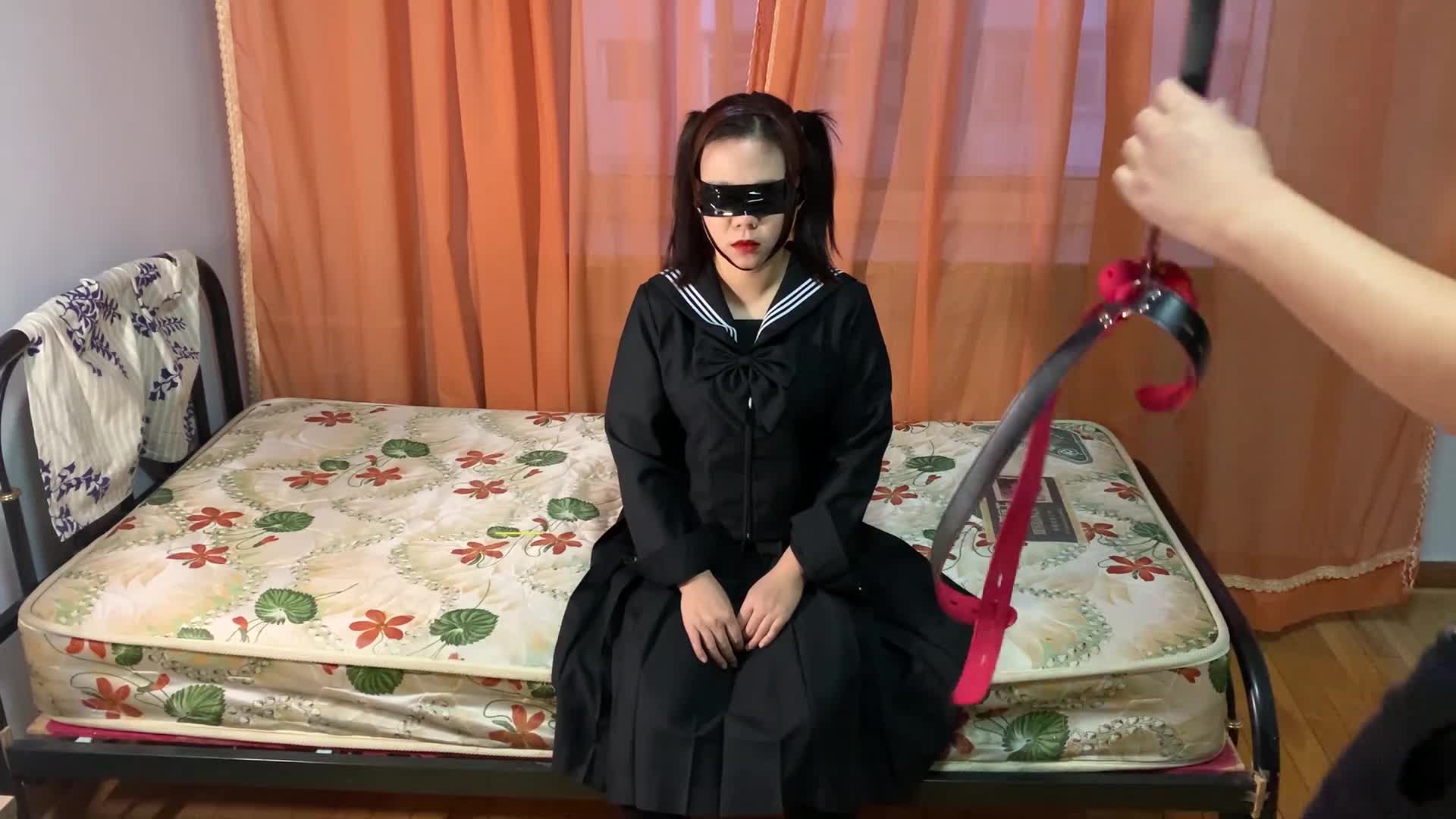 #玩奴原创 黑色jk双马尾萝莉月月的严厉驷马逮捕一碰就痒好好玩无助挠痒tk马具连头驷_#捆绑 #调教 #束缚 #绳艺