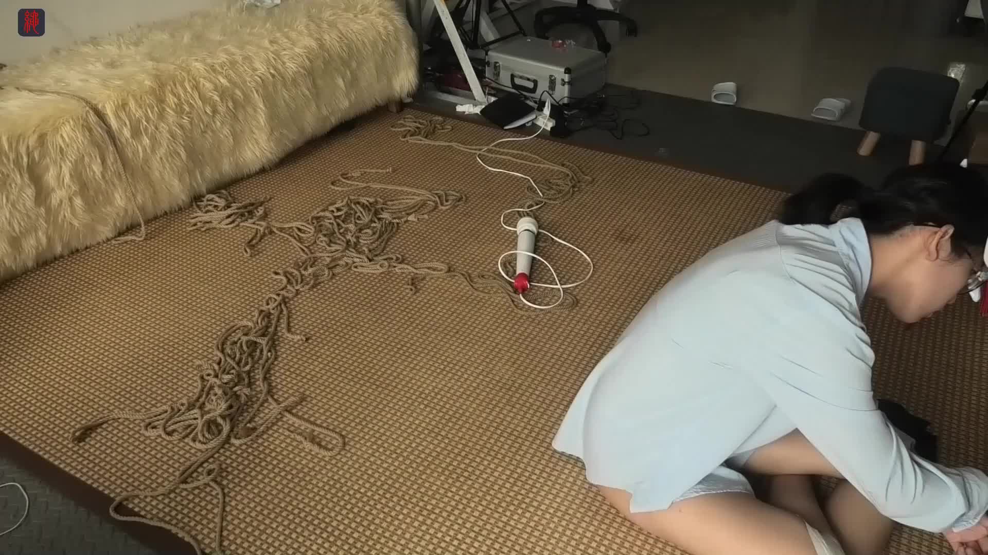 #绳之韵 瑾瑜小绳奴的自虐#捆绑 #调教 #绳艺 #束缚