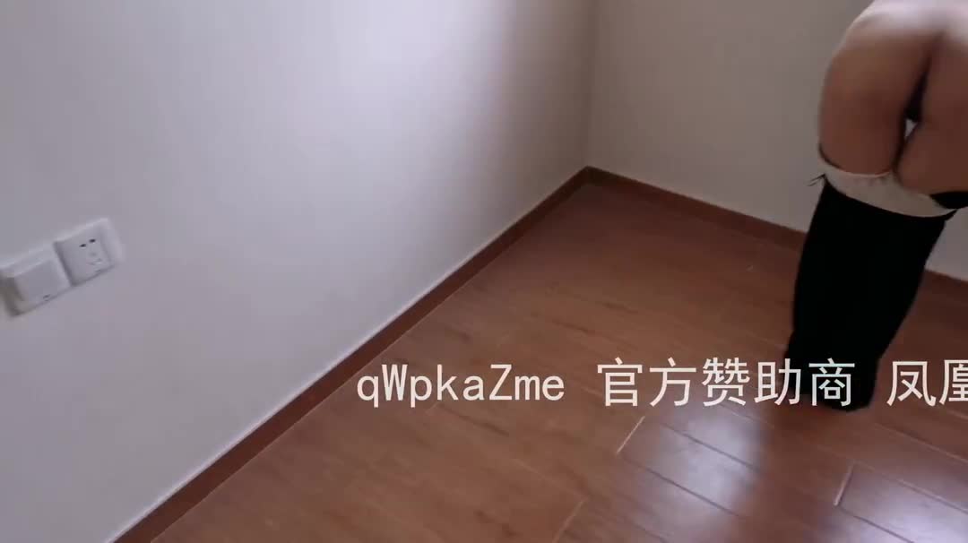 房产中介爆操女业主续集“千万别让我老公知道啊