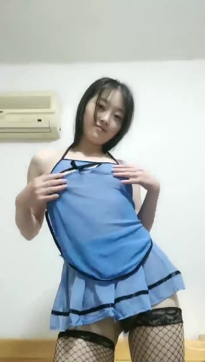 #国产 #主播【直播-萝莉】纯真小萝莉 娇嫩逼逼 乖乖听话 喜欢吃大屌 中式旗袍 更显妩媚 啪啪后‘爸爸 我要’-高清原版无水【宣传图】全国约炮大全