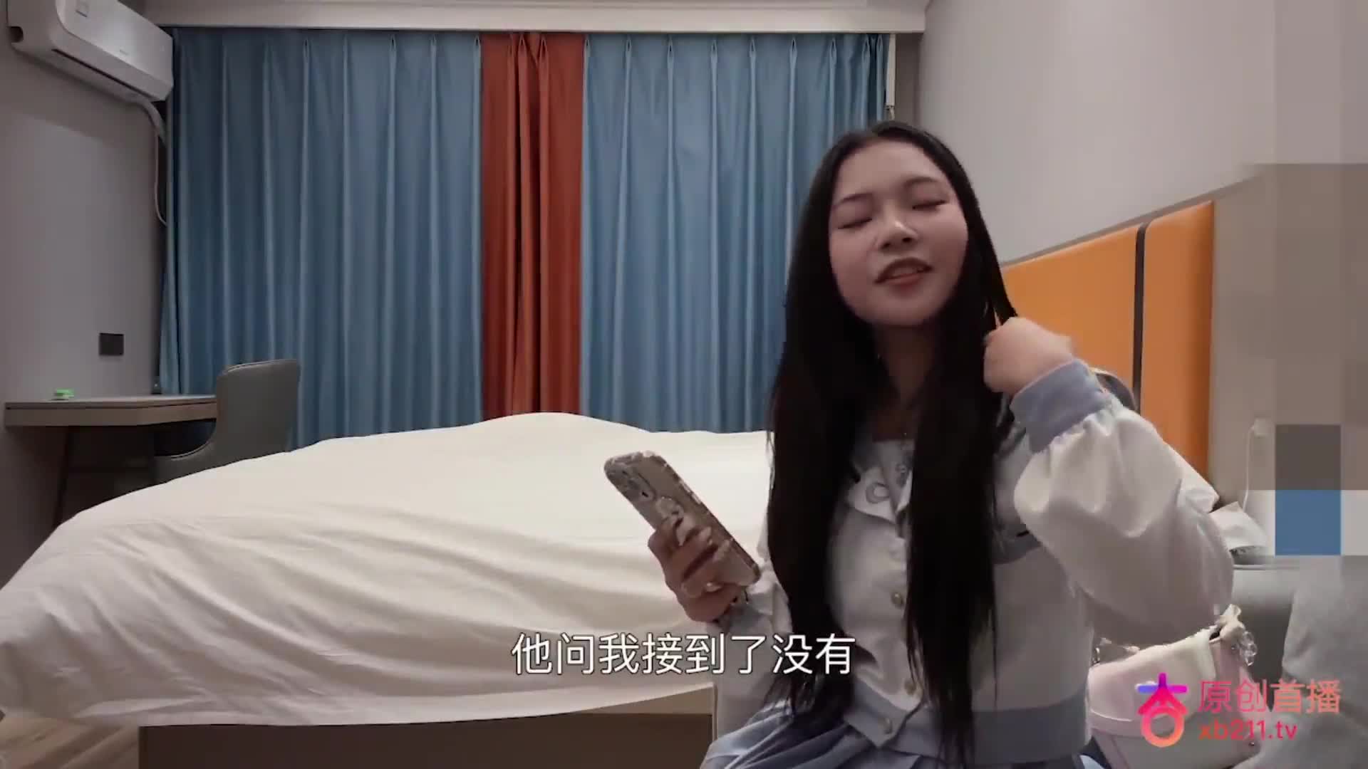 【#杏吧鸠摩智 11】 约操18岁小嫩妹，娇小可爱，还有sm的特殊爱好，床上床下极致反差，在床上淫语不断