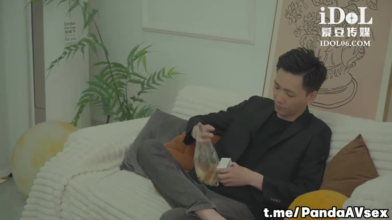 #爱豆传媒 被第三者拯救的婚姻-雯茜