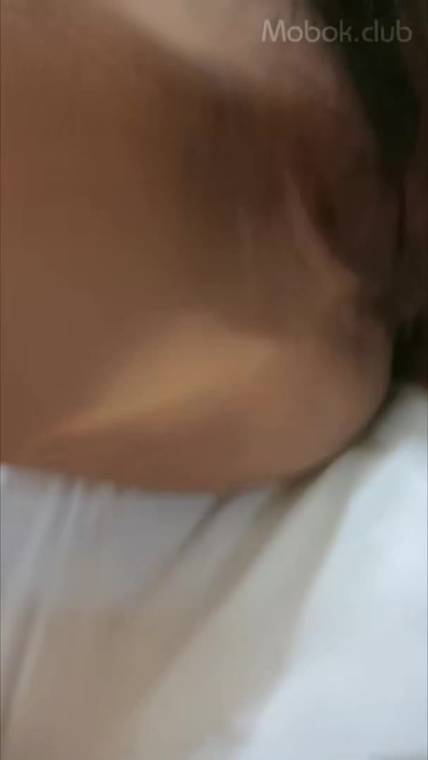 #巨乳骚货 #双飞 #精神小妹【巨乳骚货精选】简陋小宾馆双飞两个兼职花臂00后精神小妹妹,身材娇小,贫乳有待发育,嫩茓好壹会玩弄