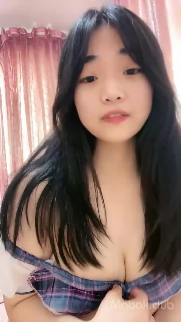 #巨乳骚货 #短裙 #性感【巨乳骚货精选】大奶D罩杯甜美乖巧OO後可愛萌妹,性感穿短裙,肥女水都多,被男友幹完床單全濕了1