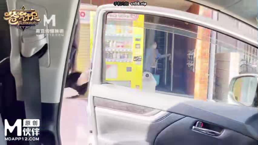 #巨乳骚货 #口交 #自慰 【巨乳骚货精选】爸气十足  我的鸡鸡已经忍不住了 F罩 自慰 口交