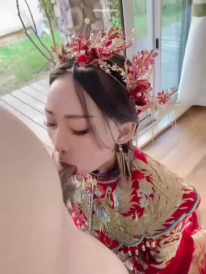 新婚夜当然要好好满足一下老公啦️
