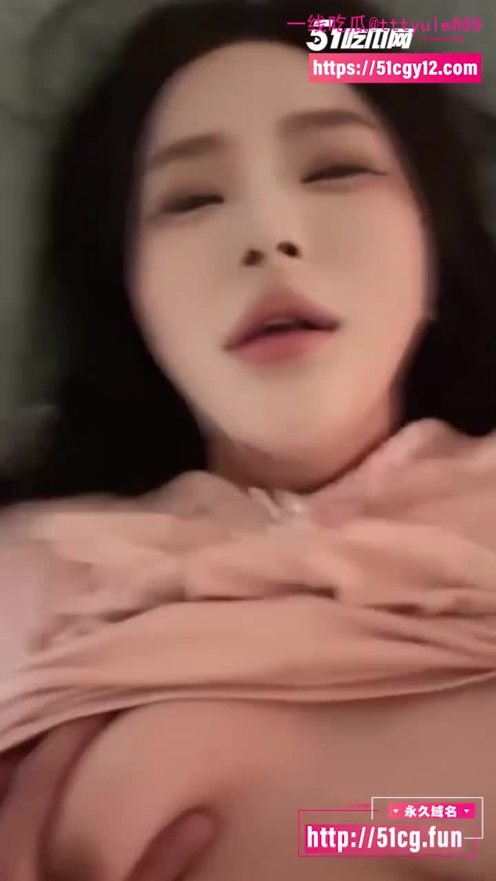 #巨乳 #黑丝 #抖音网红 #黑料 #吃瓜抖音巨乳网红 K酱 不雅视频流出 露脸口交骚气十足 撕破黑丝打桩后入爆操 爽的骚鸡淫叫连连！