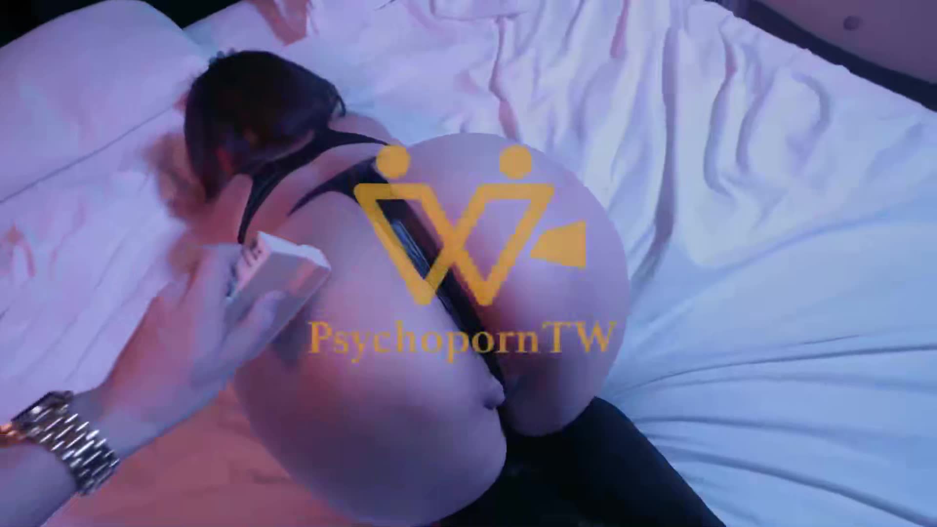 #巨乳 #中出 #后入 #上位 #口交老公出差回来后的疯狂 连干3炮老婆都受不了了