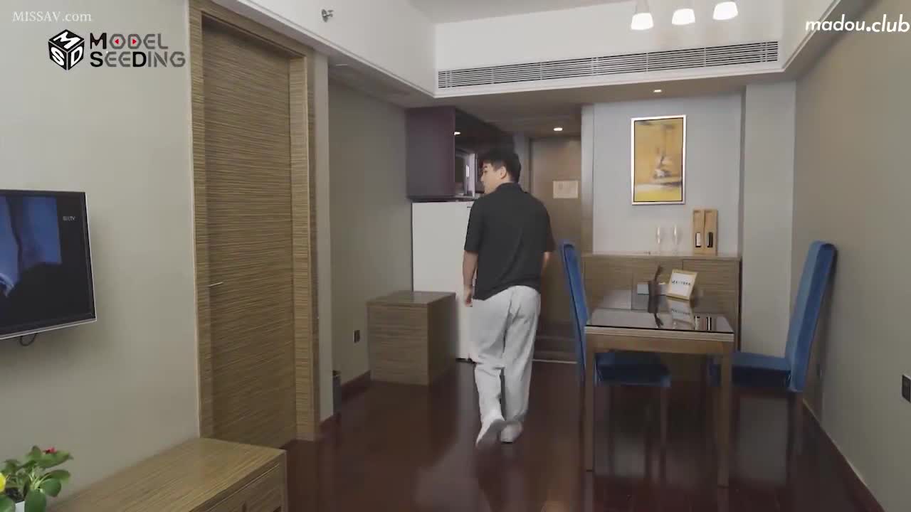 #巨乳 #人妻 #肉便器 #母狗 #黑丝人妻肉便器 让你的老婆成为我的母狗