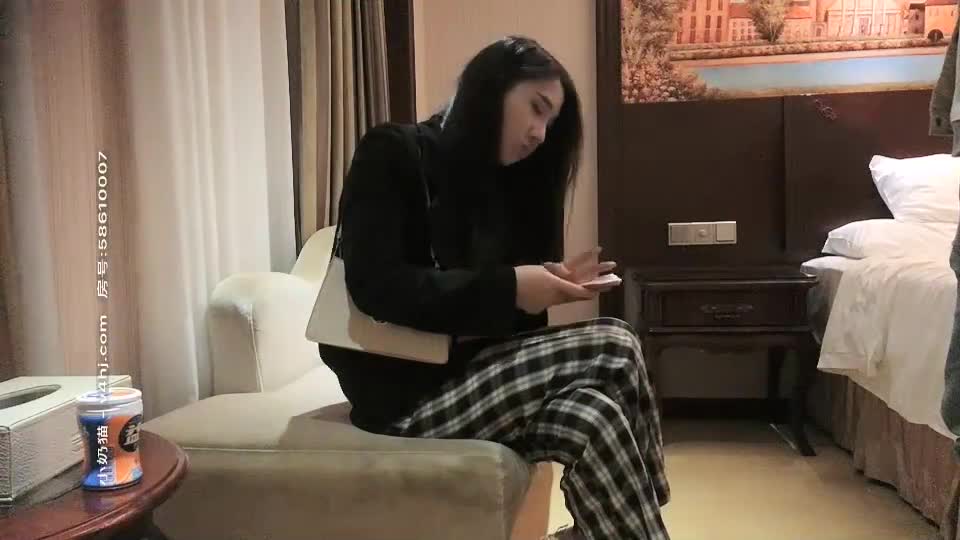 #巨乳 #中出 #上位 #后入 #探花2800约的一线外围