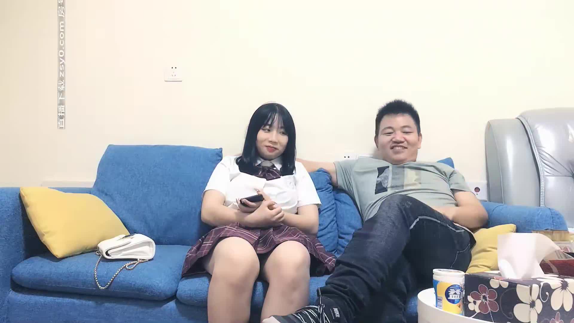 #巨乳 #JK #啪啪 #骑乘 #探花极品再约JK装肉肉萌妹子，啪啪手指扣弄粉穴骑乘猛操