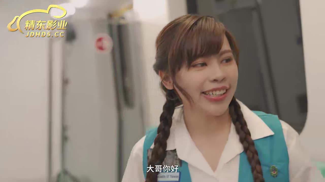 #巨乳 #舔逼 #上位 #后入 #乘骑童子军失去童子身