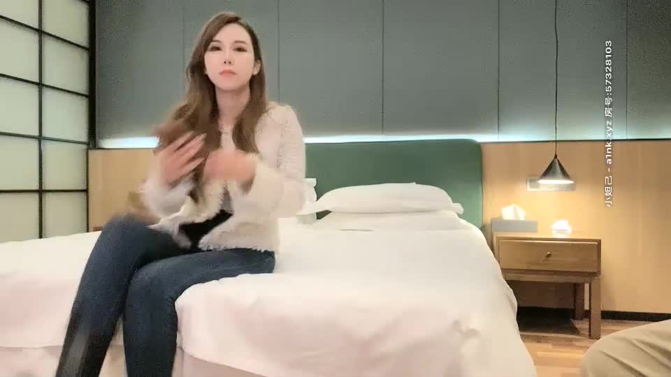 #口交 #调情 #中出 #侧入 #上位大高个版紫棋调情口交上位中出后入