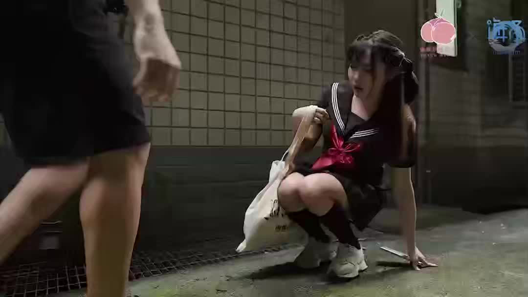 #巨乳 #中出 #后入 #上位 #口交逼奸高中小太妹