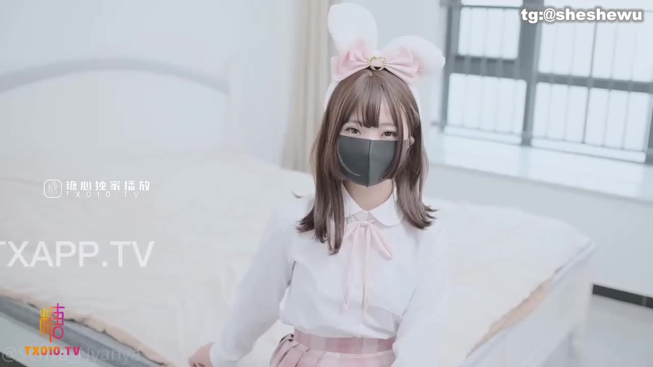 #千夜喵喵 #糖心Vlog【千夜喵喵】我是爸爸的肉便器JK性瘾少女的终极技巧口交嫩穴一线天更多视频在:点此查看更多