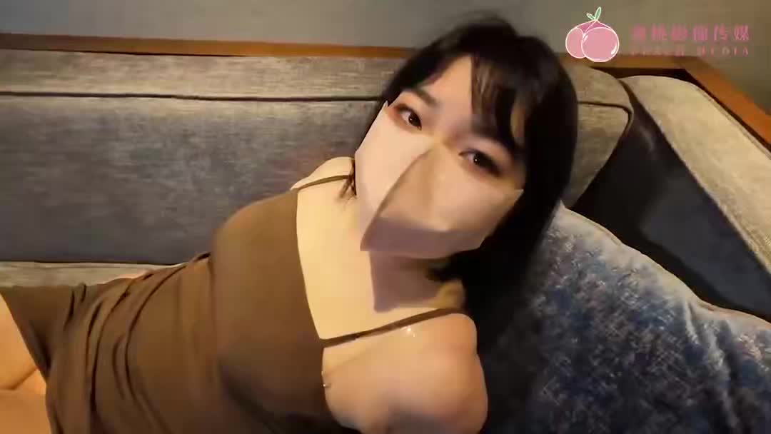 #巨乳 #口交 #黑丝 #后入 #上位蝙蝠侠大战黑丝大奶妹这屁股扭得啪啪响