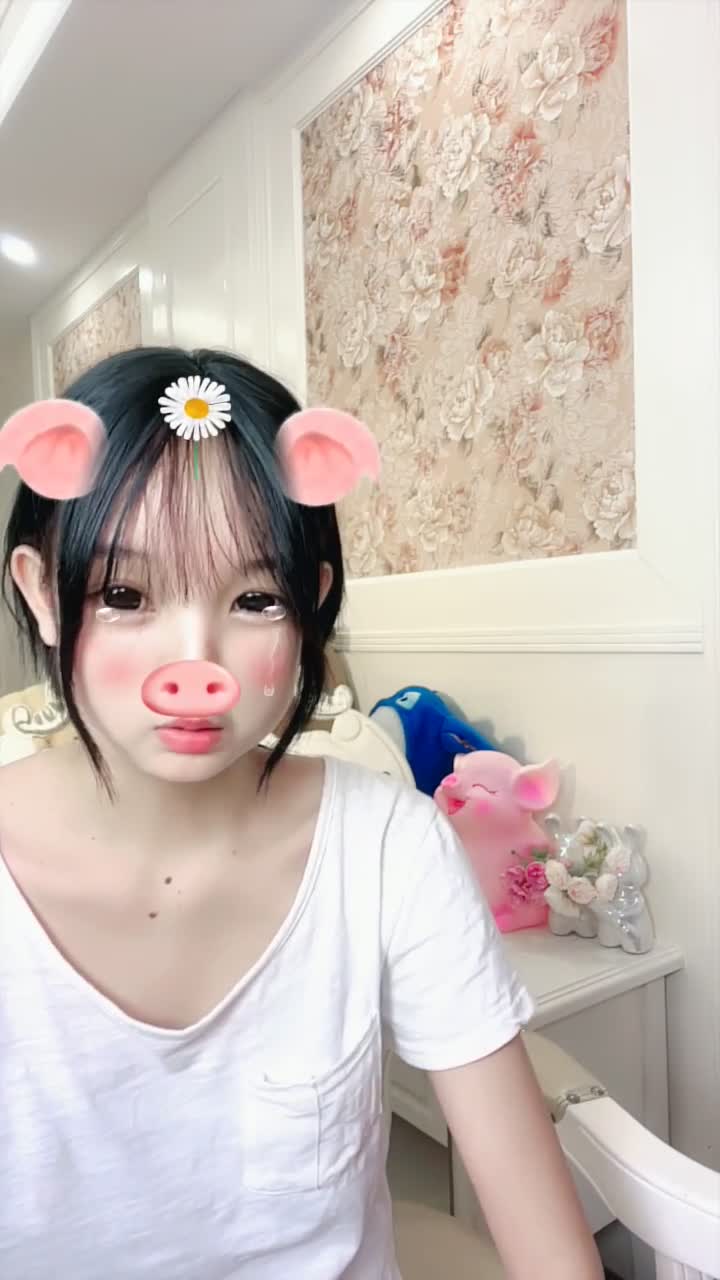 校花女神【鬼鬼啊】 纤细小蛮腰全裸跳舞道具自慰疯狂抽插冒白浆空前尺度全裸跳舞疯狂抽插冒白浆