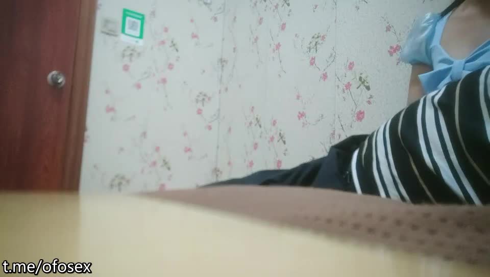 #巨乳 #熟女 #后入 #上位 #探花操按摩熟女技师，骑在身上拨开内裤磨蹭，舔屌吸吮，站立后入爆操
