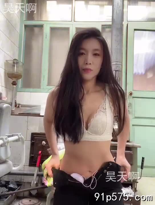 标题: 莱州老板娘自拍收藏: 439作者: #昊天啊    关键词: #莱州 #老板娘 #自拍