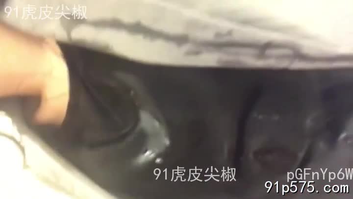 标题: 神仙颜值极品网红约炮榜一大哥大鸡巴插嘴都插肿了收藏: 264作者: #91虎皮尖椒    关键词: #神仙 #颜值 #极品 #网红 #约炮 #大哥大 #鸡巴 #插嘴